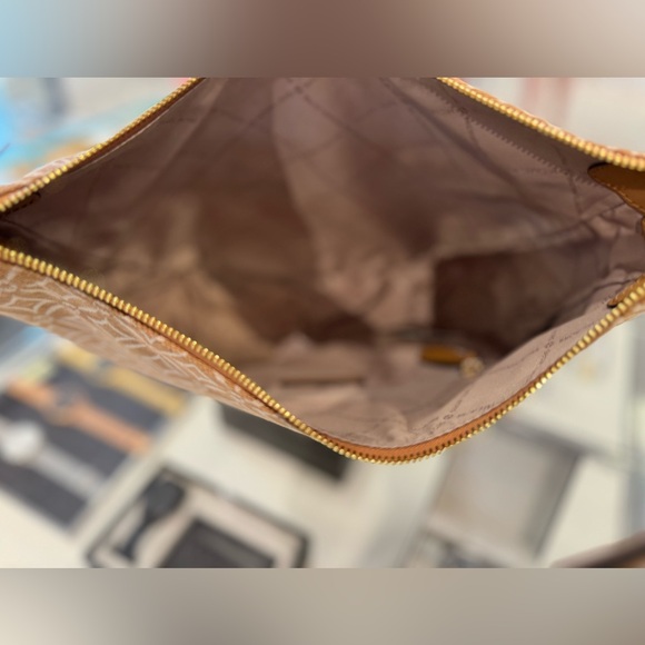 Michael Kors Dover Half-Moon Shoulder Hobo Bag Gingery Brown - Picture 8 of 13